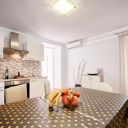 Holiday Home Ivan * Pula